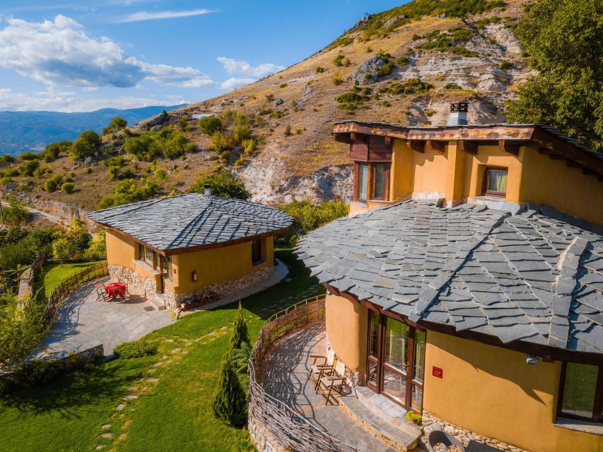 Eco Village Under The Cliffs Ilindentsi Exteriör bild